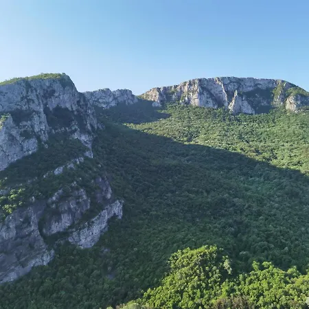 בית כפרי Ramonda Serbica- Peaceful Retreat In Sicevo Gorge *