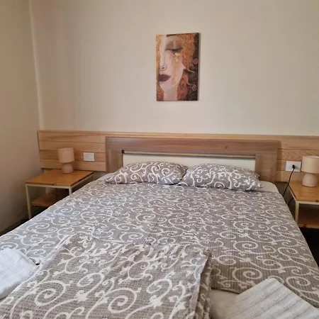 -guest House -ramonda Serbika Country house