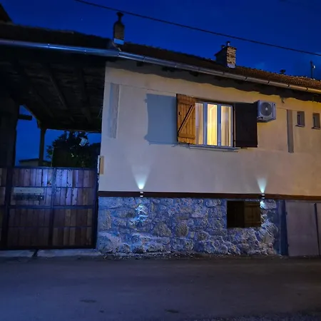 -guest House -ramonda Serbika * Nis